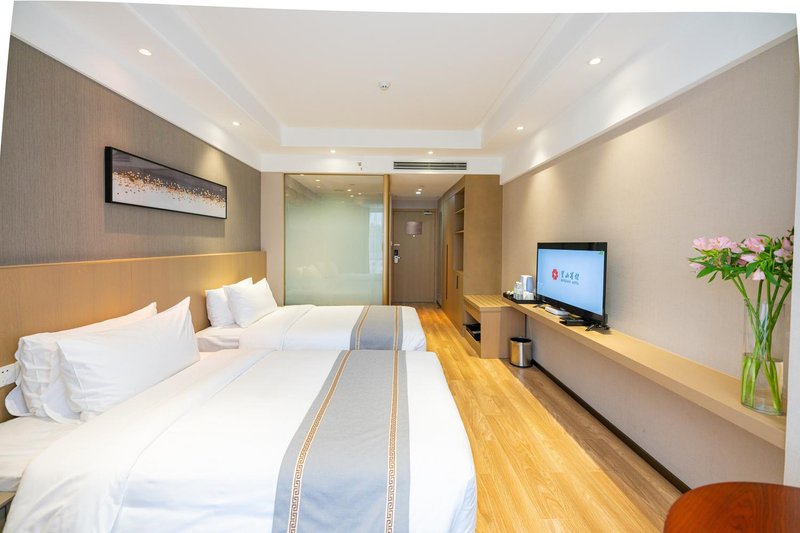 Baoshan Hotel Guest Room