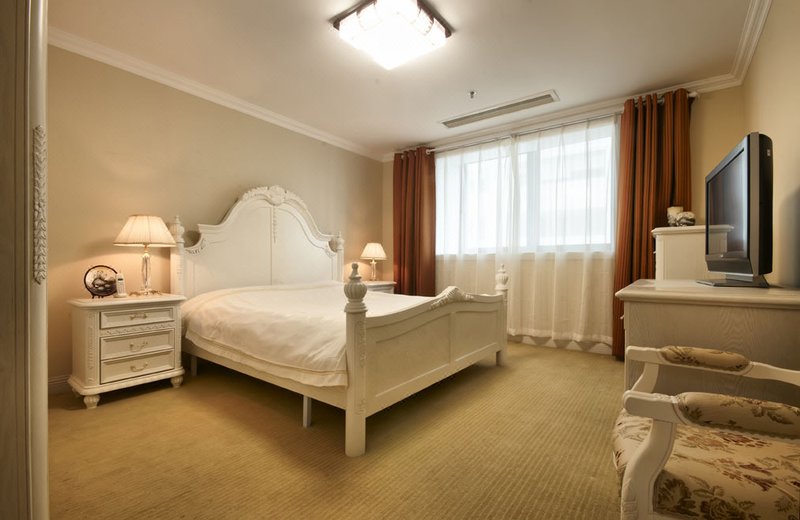 Tianjin Golden Crown Hotel Guest Room