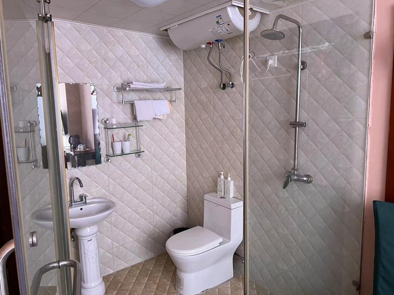 He Long Hotel Dalian Shandong RoadGuest Room