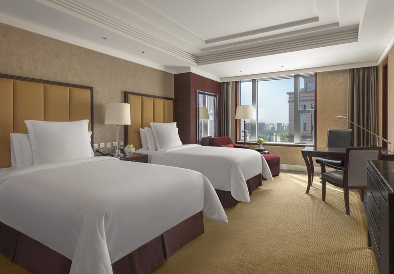 Four Seasons Hotel Beijing Guest Room