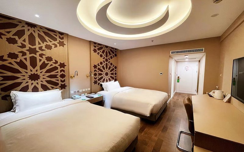 Shanghai Pearl Hotel Guest Room