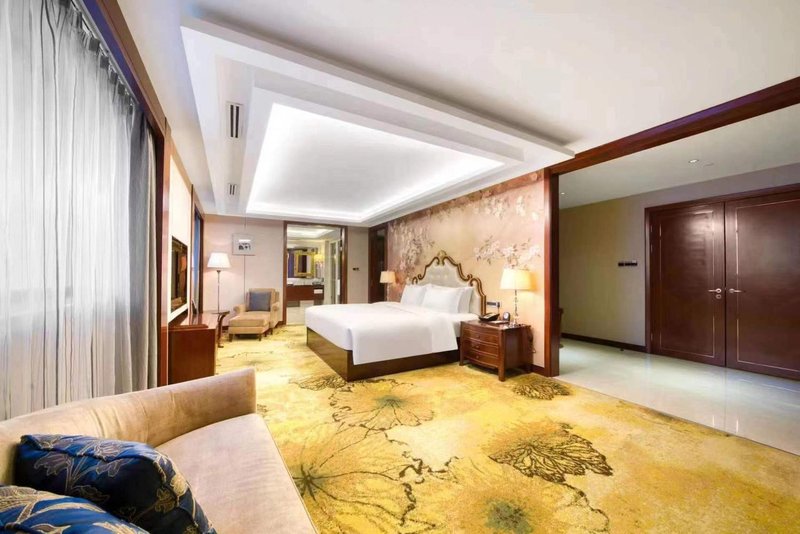 Sofitel Jinan Silver Plaza Hotel Guest Room