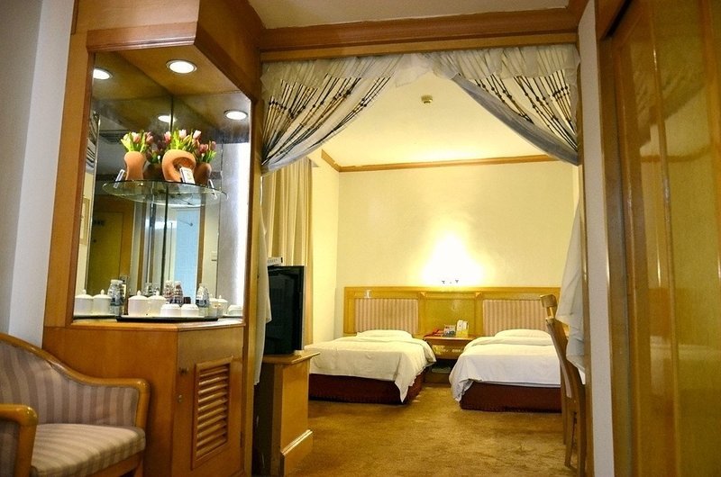 Pingzhou Hotel Guest Room