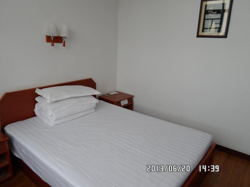 HuatinghudajiudianGuest Room