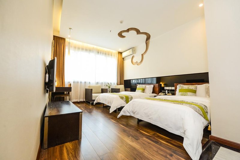 023 Business HotelGuest Room