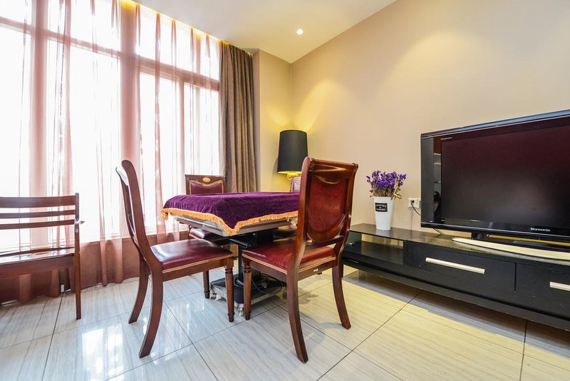 023 Business HotelGuest Room