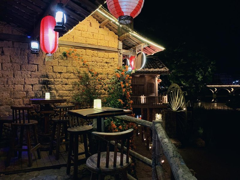 Yinqi Wuxiang Nacuo Guesthouse 休闲