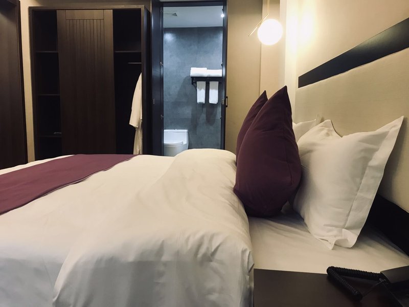 Huafang Fengqing Hotel Guest Room