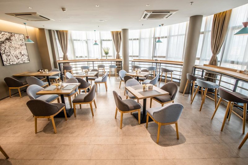 Home Inn (Xiamen Jimei Xinglin West Road) Restaurant