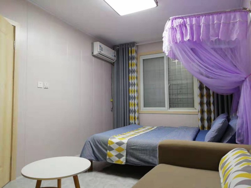 Tule Hostel Guest Room