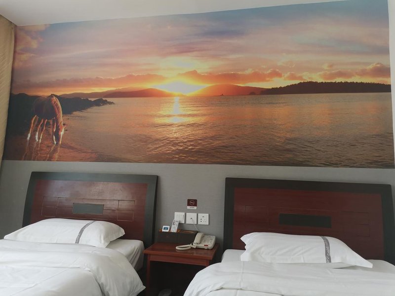 Junyi Chain Hotle (yantai passenger terminal TCM Hospital store) Guest Room