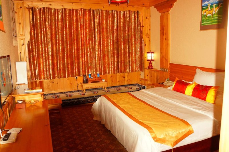 Dujinimi Tibetan Culture Themed Hotel Guest Room