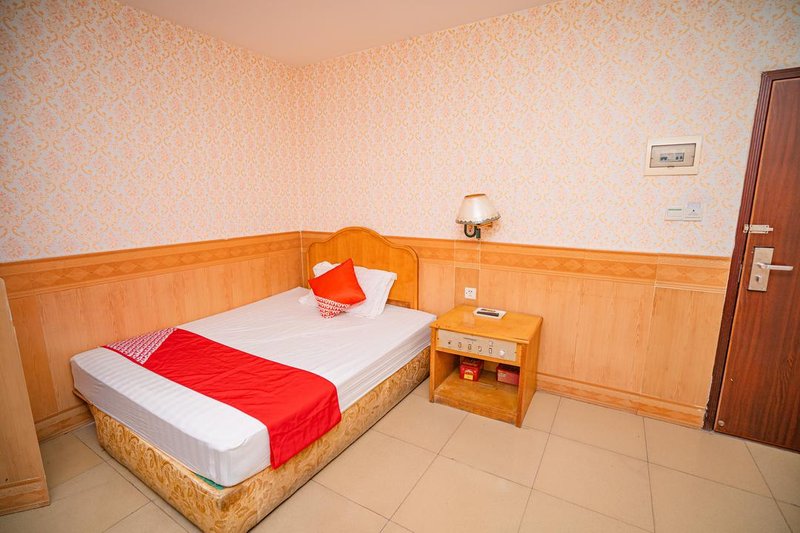 Lihua Hotel Guest Room