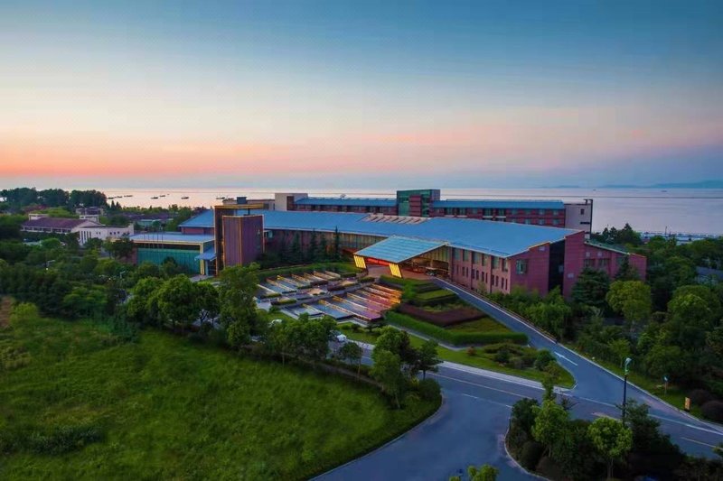 Narada Hot Spring Resort Huzhou Over view