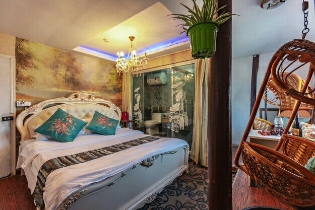 Xitang Romantic InnGuest Room