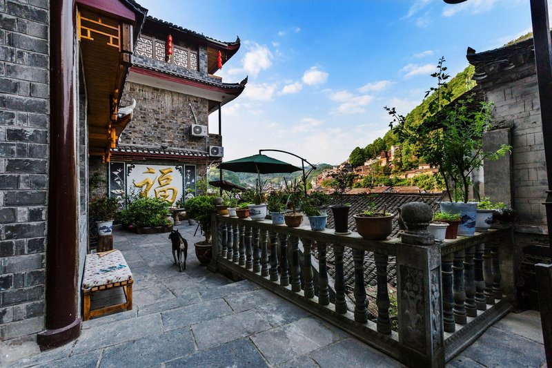 Muxiyuan Viewing Courtyard Hostel Over view