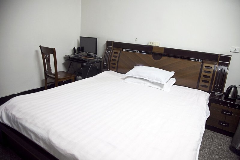 Nanxijiang Holiday Inn Guest Room