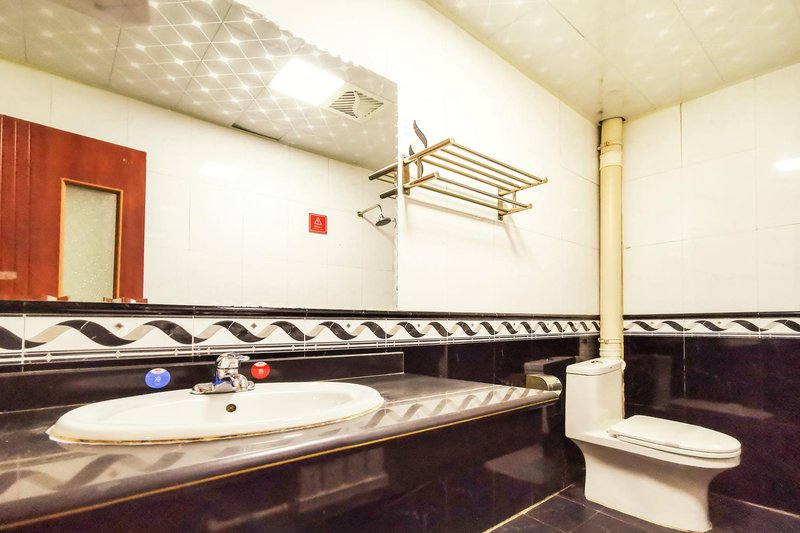 OYO xining yelin business hotel Guest Room