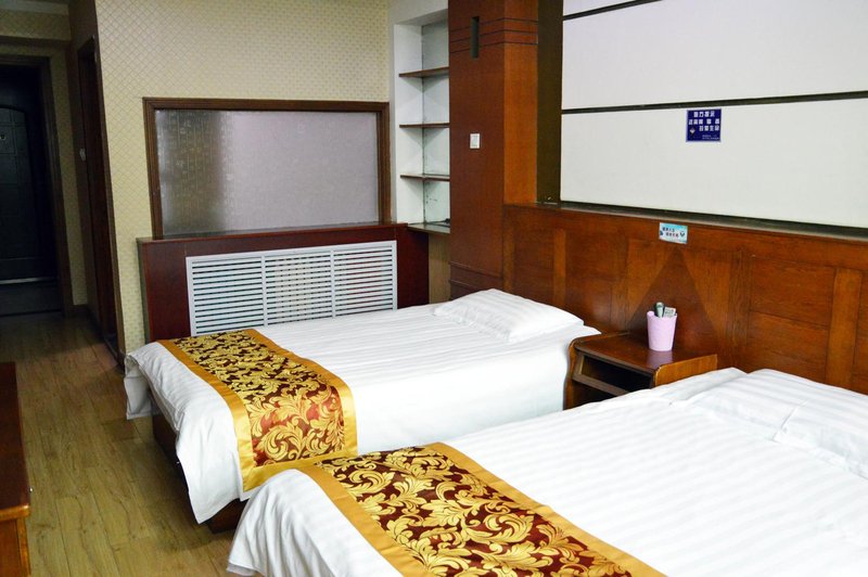 Jinzuan 100 Holiday Hotel Guest Room