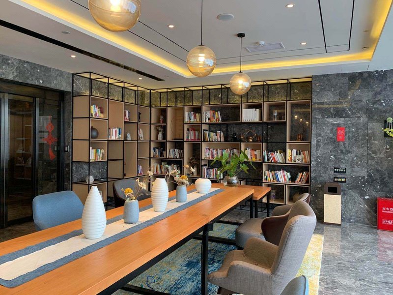 Atour Hotel (Changsha South High speed Railway Station)Hotel public area