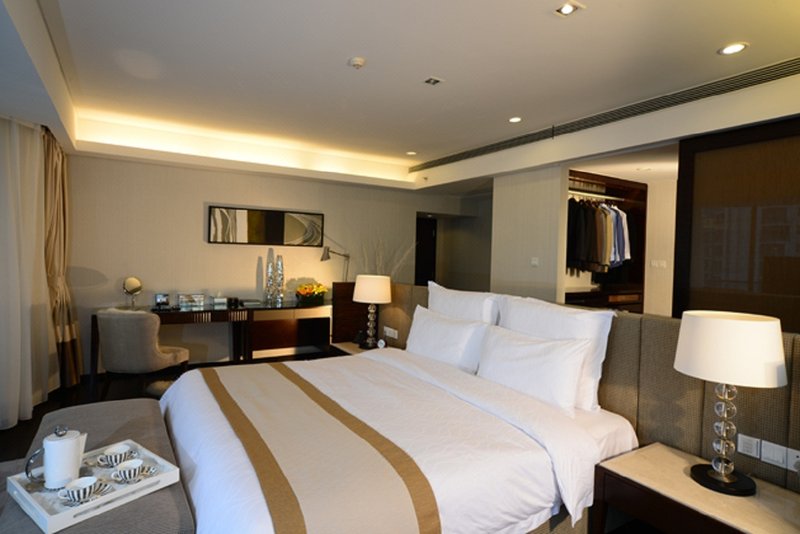 Fraser Suites Top Glory ShanghaiGuest Room