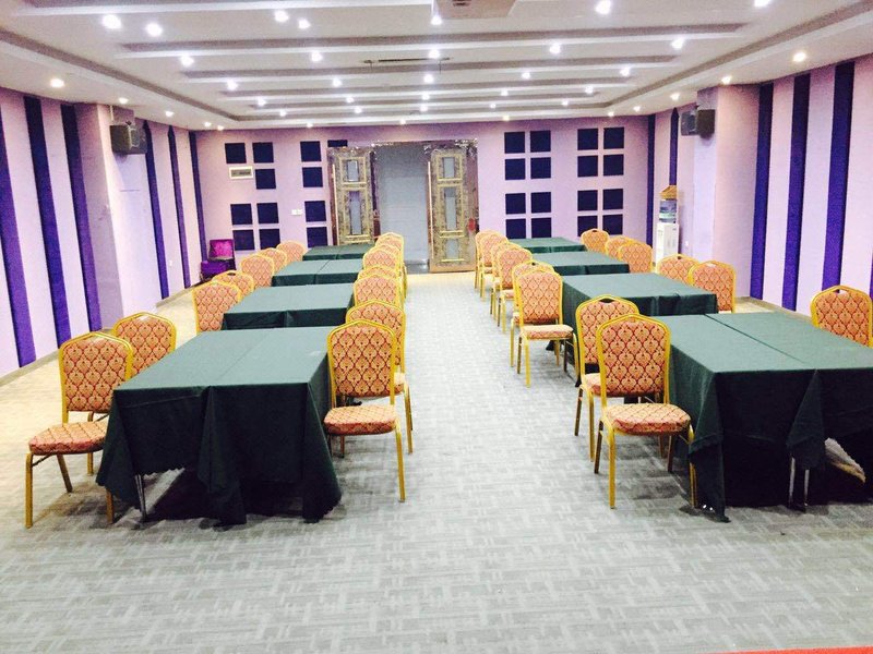 BEST HOME  INNSHotel public area