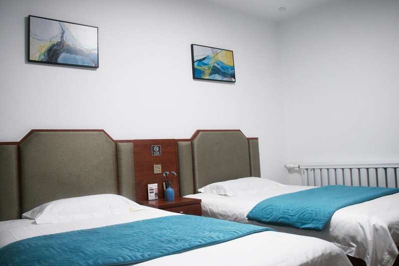 Arctic Friends Home International Youth Hostel Guest Room