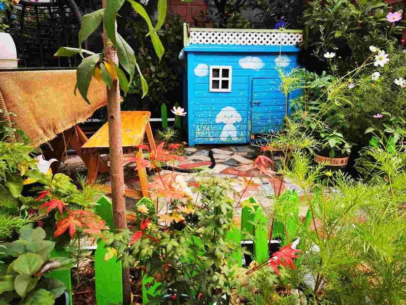 Lhasa Linxiaju Inn Over view
