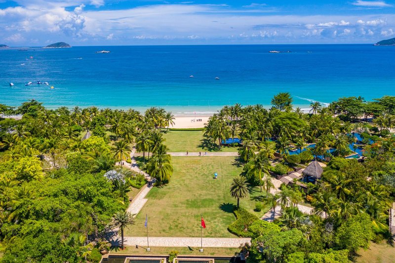 Sheraton Sanya Yalong Bay Resort Over view