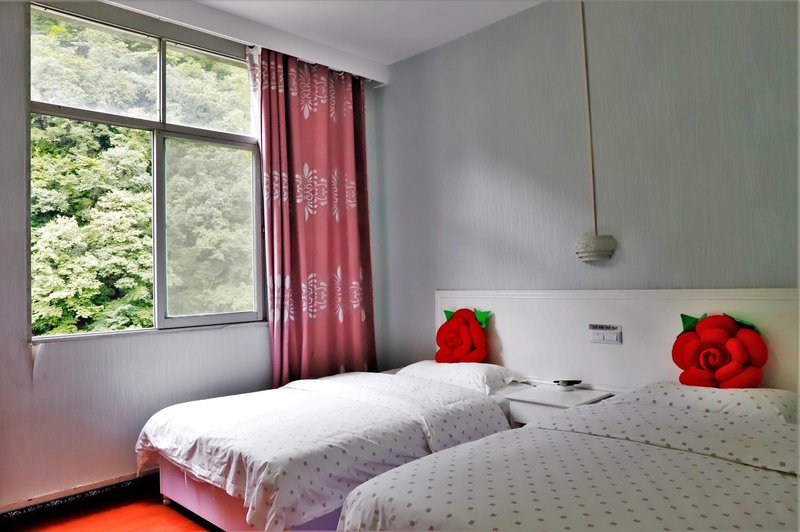 Shennongjia Hotel Guest Room