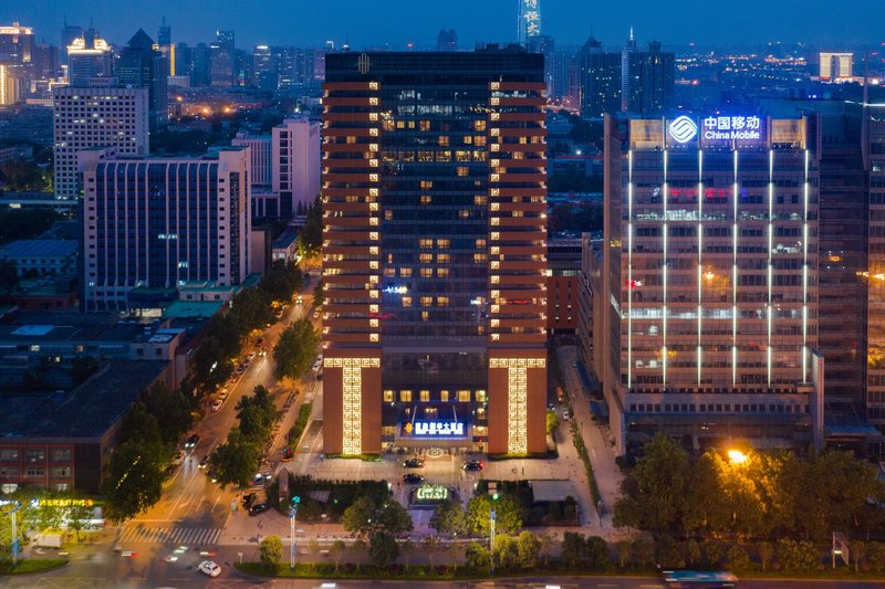 Jinan Luxury Blue Horizon HotelOver view