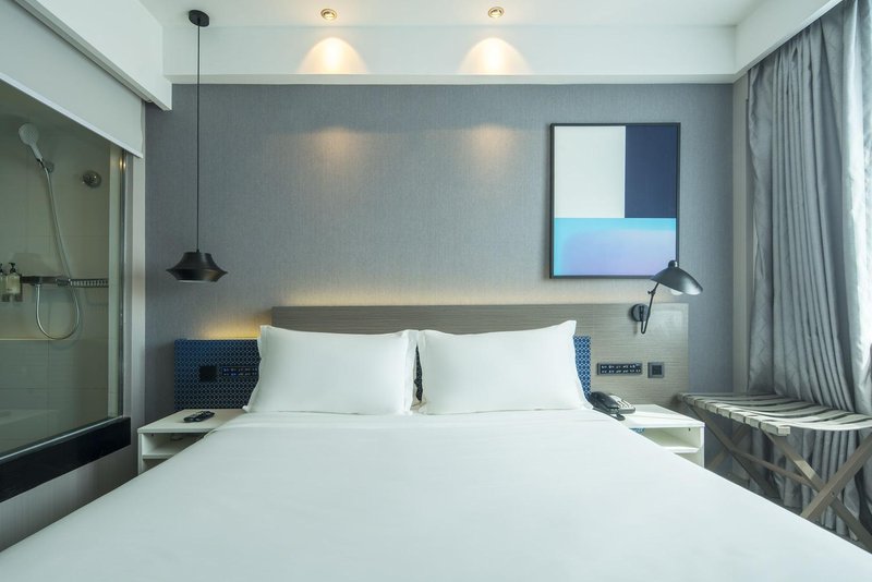 Orange Hotel Select (Shanghai North Bund Tilanqiao Metro Station) Guest Room