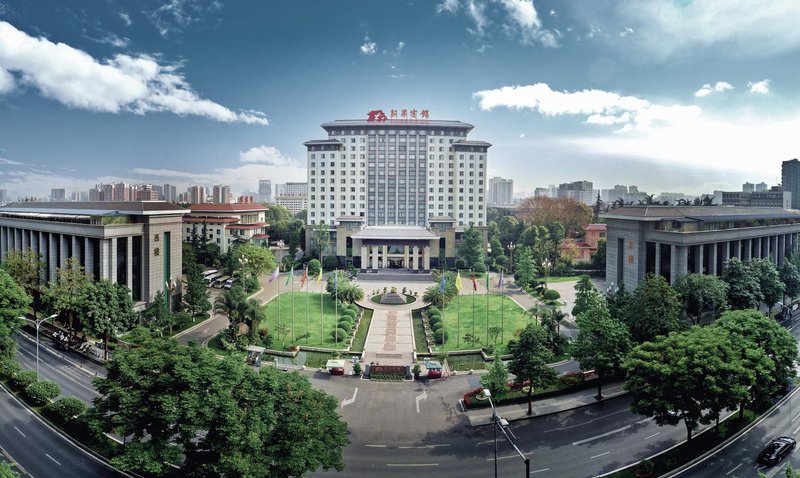 Chengdu Xinhua Hotel over view