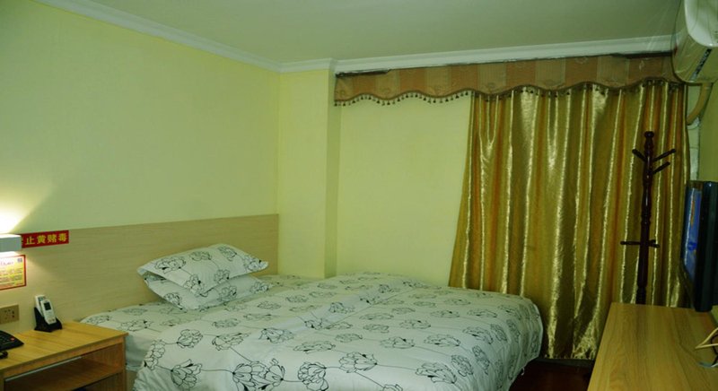 Qingyuan Junwang Hotel Guest Room