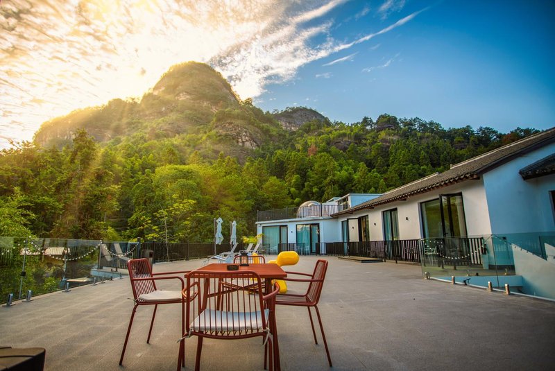 Wuyi Mountain Yiqu Xiangsi Alhu Resort Hotel Over view