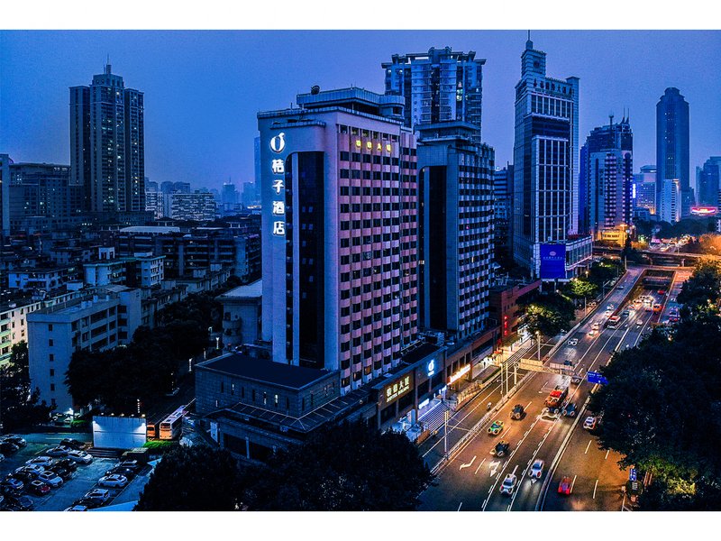 Orange Hotel (Guangzhou Quzhuang Metro Station) over view