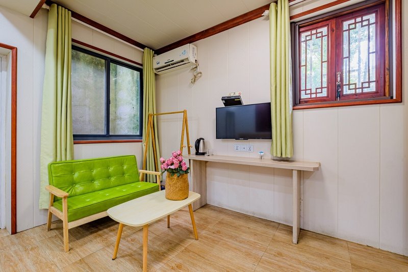 Wuzhen Cai Auntie HotelGuest Room