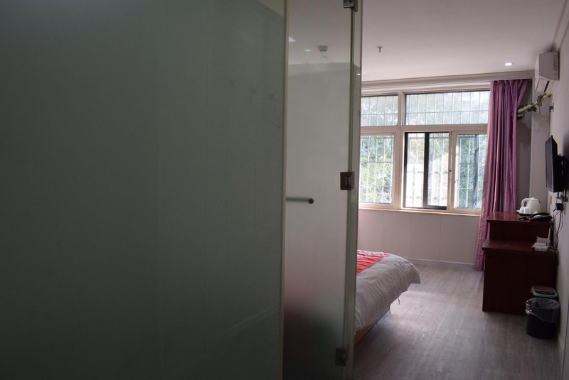 Jiaqi Yuejiang Hotel (Xiamen SM Square Jiangtou Metro Station)Guest Room