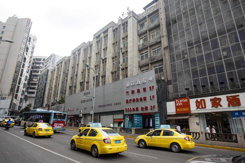 Manting Hotel Over view