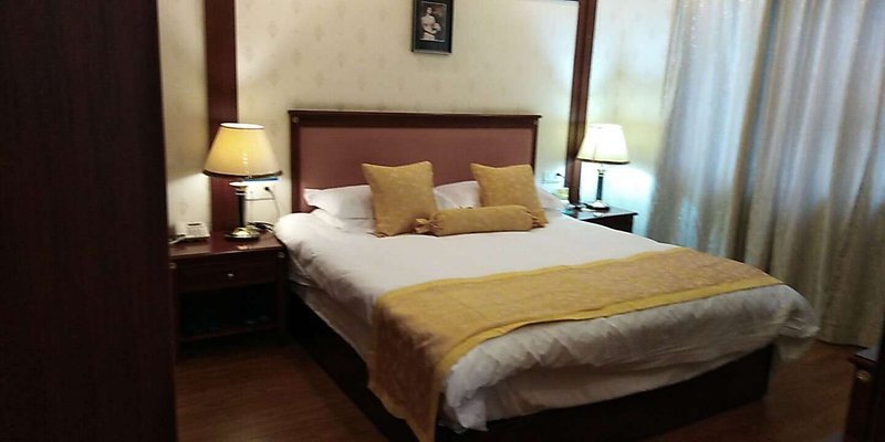 Dongyangshan Hotel Guest Room