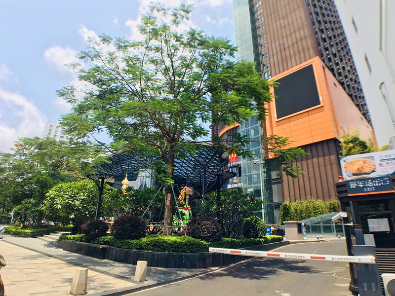 Floral·Haikou Jize B&B (Riyue Square Branch)Over view