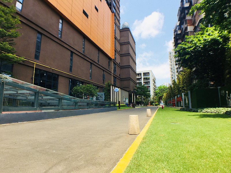 Floral·Haikou Jize B&B (Riyue Square Branch)Over view