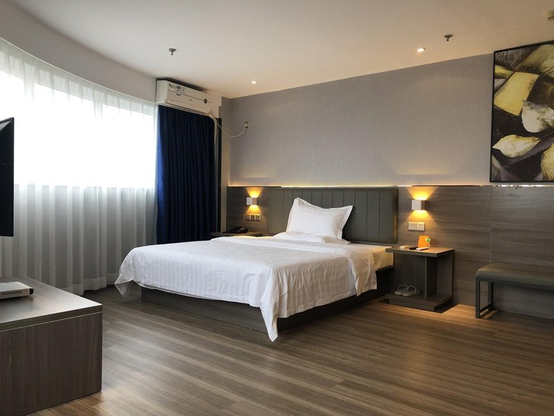7 Days Inn (Zhongshan Tanzhou Town Market Center) Guest Room