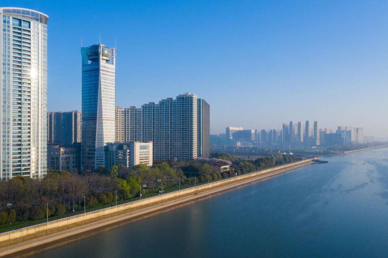 Hangzhou Tianyuan Grand HotelOver view