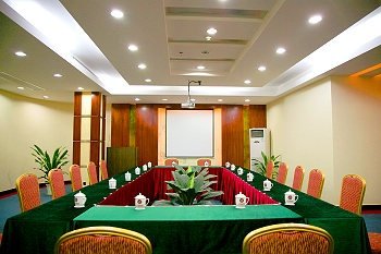 Yunfu Triumph Hotel meeting room