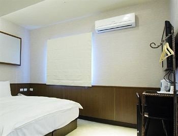 MOSHAMANLA Hotel - Ximen Station Guest Room