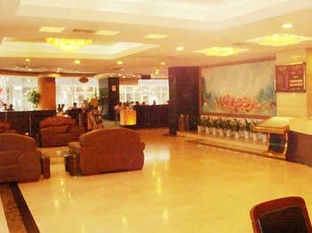 Yizui Tianyuan Hotel Lobby