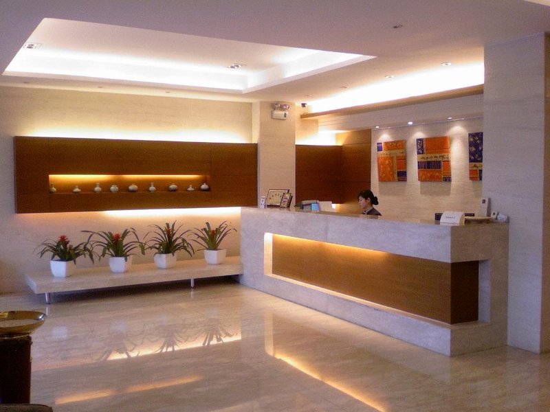 Juntai Business Hotel Lobby