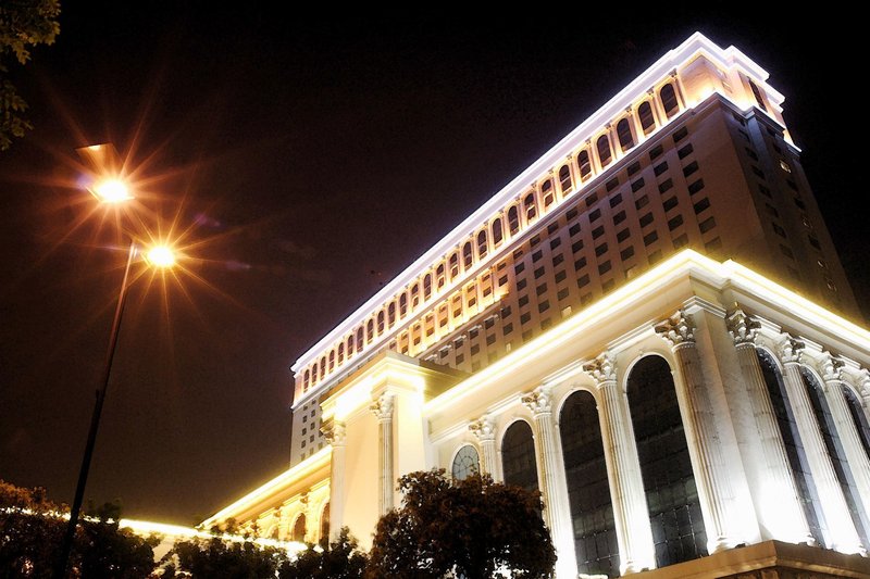 Huayang Plaza Hotel Over view