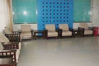 Qinhuangdao Yanda Special Equipment Research Center meeting room